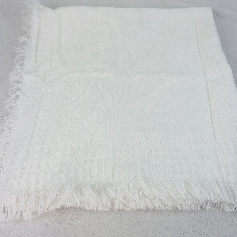 Vintage Baby Blanket Crib Receiving Textured White Woven Fringe 39